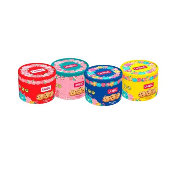 hop banh unibic fruit nuts 135g 3